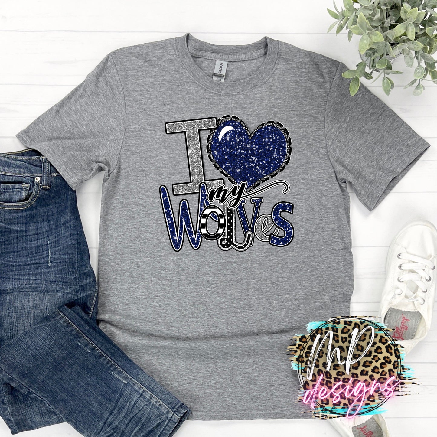 I LOVE MY WOLVES NAVY T-SHIRT