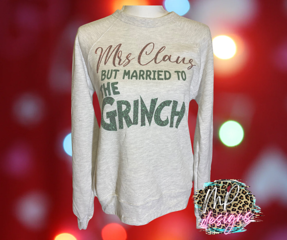 MRS CLAUS SWEATSHIRT