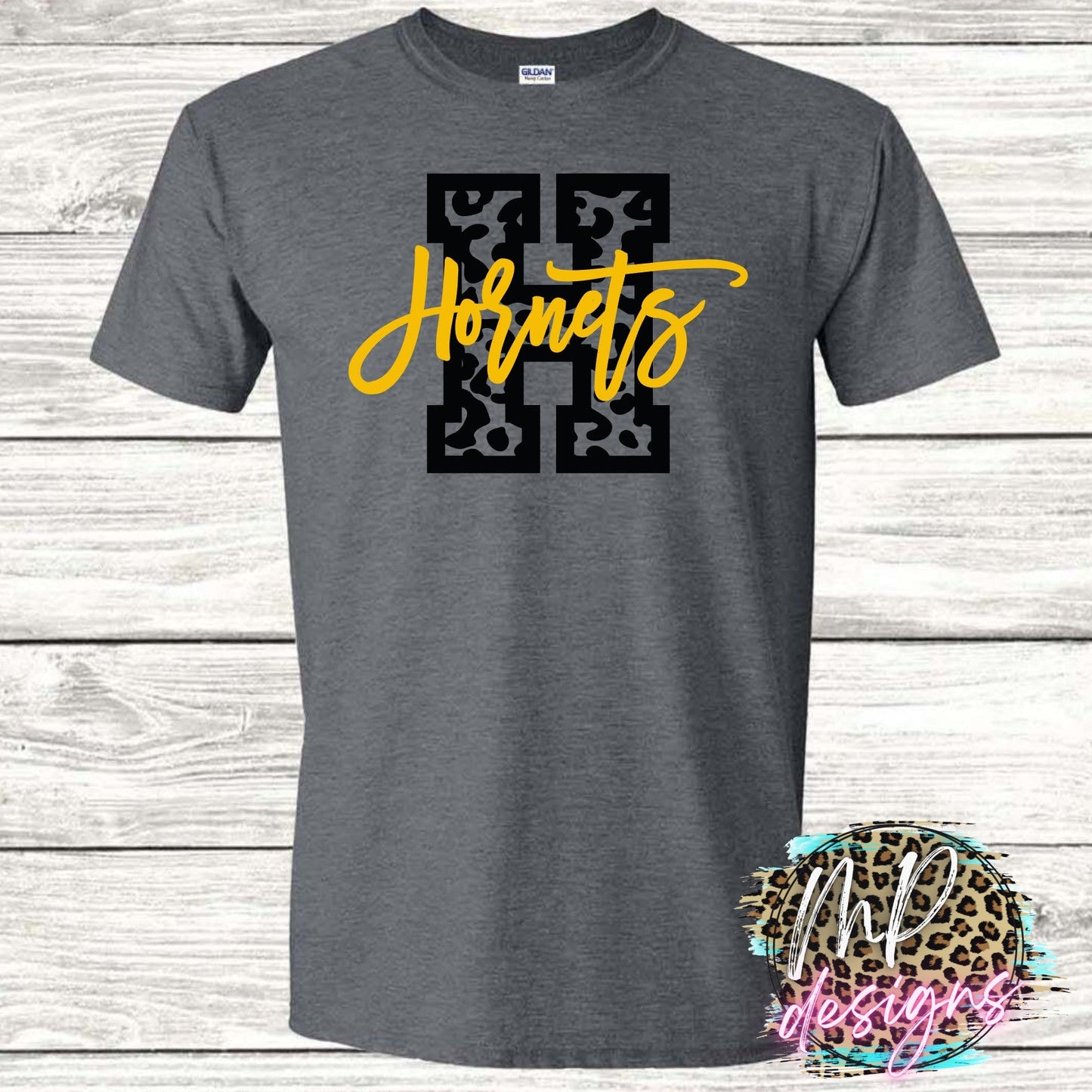 HORNETS H LEOPARD GOLD T-SHIRT